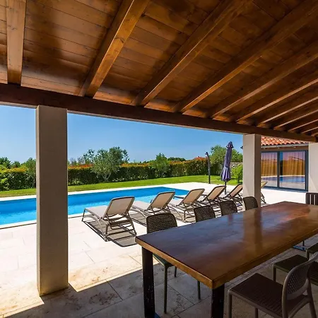 Meli Villa *